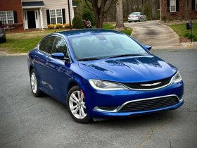 CHRYSLER 200 LIMITED, 2016