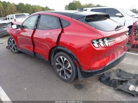 FORD MUSTANG MACH-E PREMIUM, 2021 (2020)
