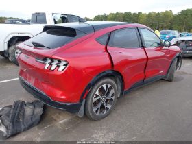 FORD MUSTANG MACH-E PREMIUM, 2021 (2020)