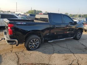 CHEVROLET SILVERADO K1500 LT, 2023