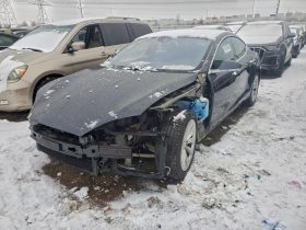 TESLA MODEL S 75D, 2016