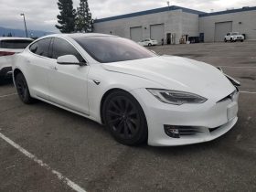 TESLA MODEL S 75, 2017