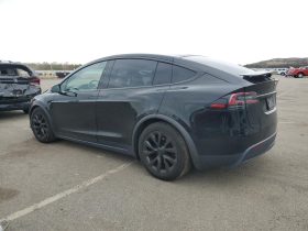 TESLA MODEL X PLAID, 2022