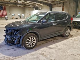 NISSAN ROGUE SV, 2017