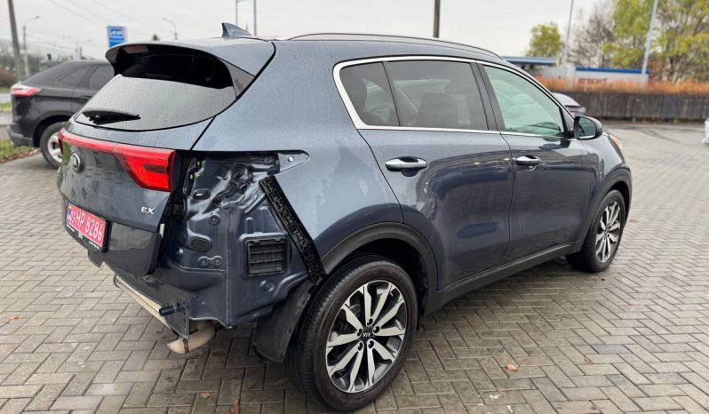 
KIA SPORTAGE EX, 2017 (2016) full									