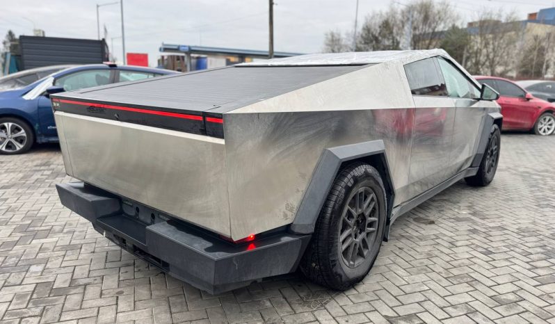 
TESLA CYBERTRUCK, 2024 full									