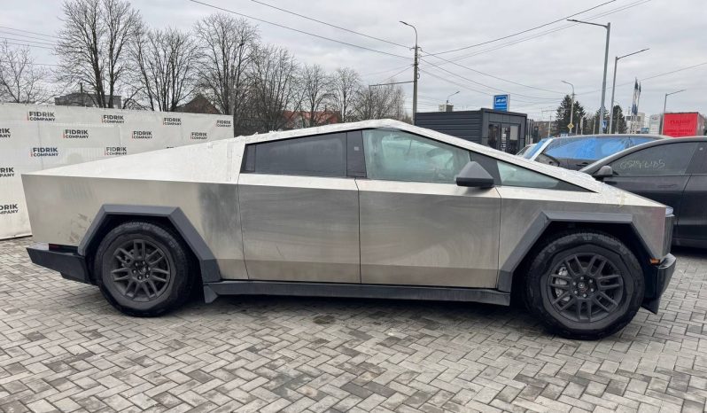 
TESLA CYBERTRUCK, 2024 full									