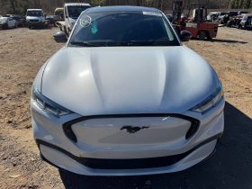 FORD MUSTANG MACH-E PREMIUM, 2023