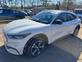 FORD MUSTANG MACH-E PREMIUM, 2023