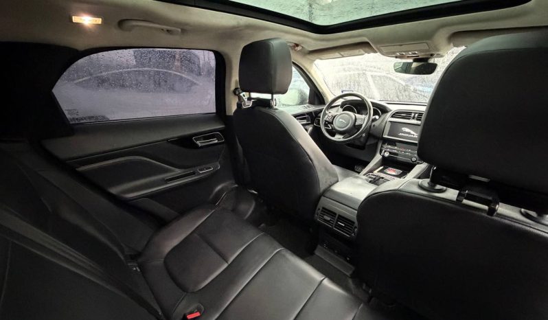 
JAGUAR F-PACE PREMIUM, 2019 (2018) full									