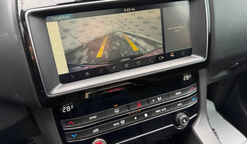 
JAGUAR F-PACE PREMIUM, 2019 (2018) full									