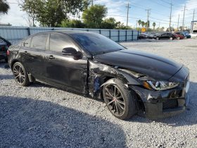 JAGUAR XE S, 2018 (2017)