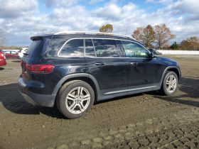 MERCEDES-BENZ GLB 250 4MATIC, 2021 (2020)