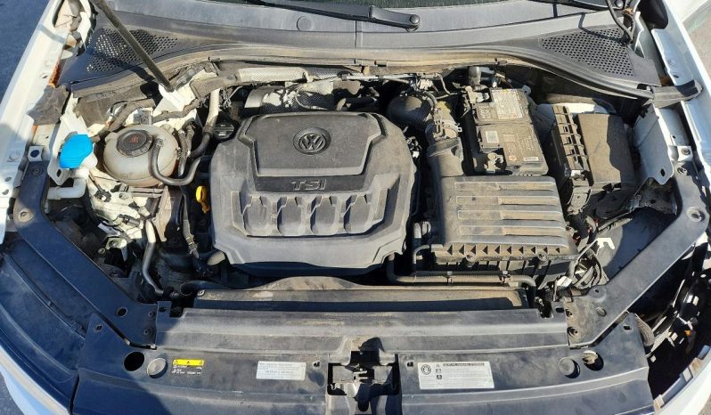 
VOLKSWAGEN TIGUAN SE, 2018 (2017) full									