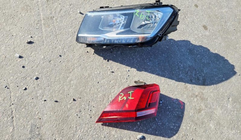 
VOLKSWAGEN TIGUAN SE, 2018 (2017) full									