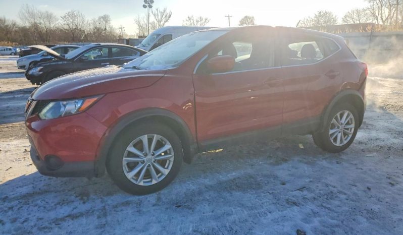 
NISSAN ROGUE SPORT S, 2018 full									