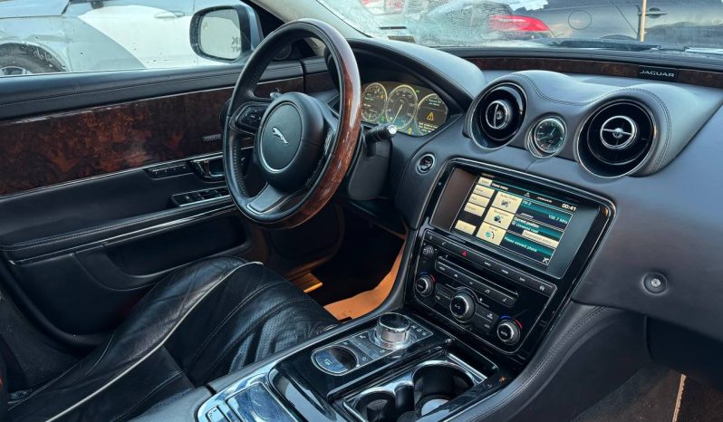 
JAGUAR XJL PORTFOLIO, 2015 full									