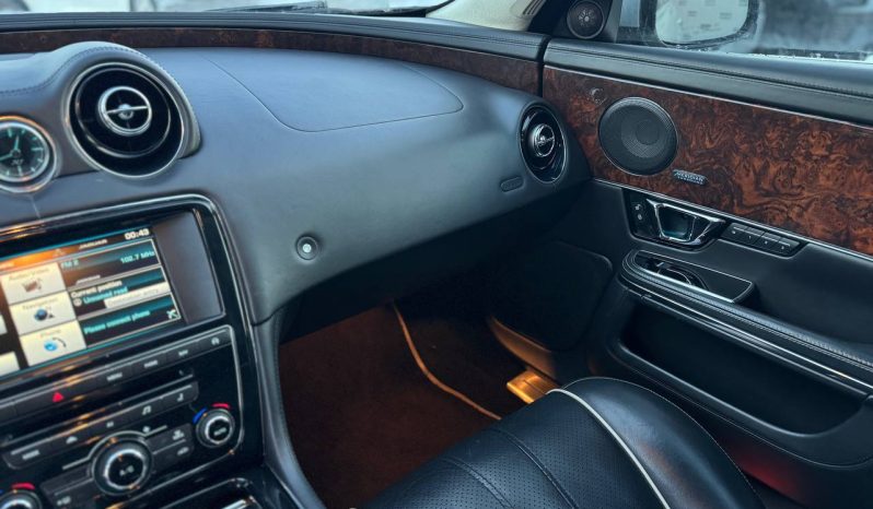 
JAGUAR XJL PORTFOLIO, 2015 full									