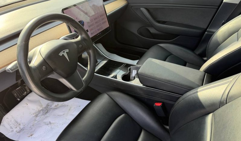 
TESLA MODEL 3 MR RWD, 2018 full									