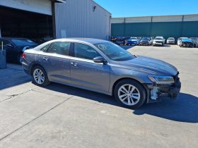 VOLKSWAGEN PASSAT SE, 2020 (2019)