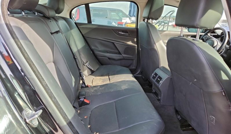 
JAGUAR XE PREMIUM, 2017 (2016) full									