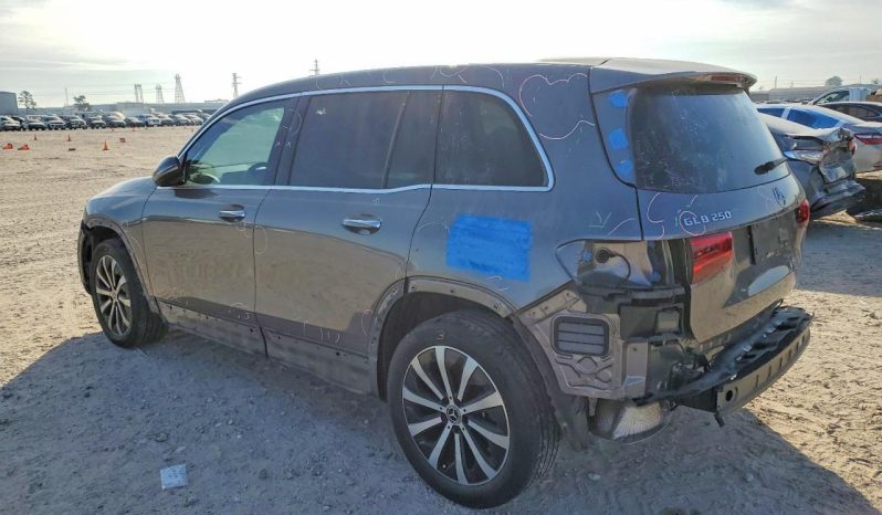 
MERCEDES-BENZ GLB 250, 2020 full									