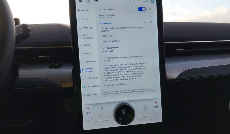 
FORD MUSTANG MACH-E SELECT, 2022 full									