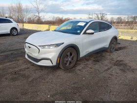 FORD MUSTANG MACH-E SELECT, 2022