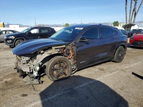 FORD MUSTANG MACH-E CALIFORNIA ROUTE 1, 2022