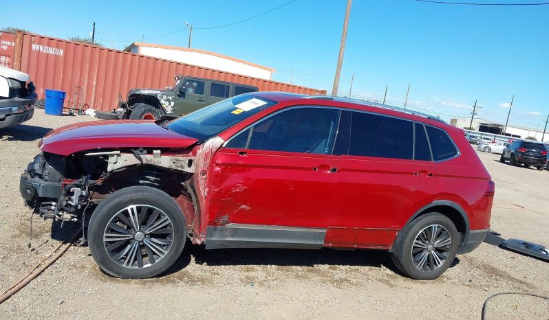 
VOLKSWAGEN TIGUAN 2.0T SEL, 2018 (2017) full									