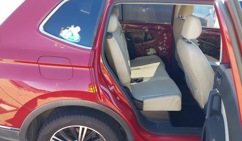 
VOLKSWAGEN TIGUAN 2.0T SEL, 2018 (2017) full									