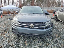 
VOLKSWAGEN TIGUAN SE, 2018 full									