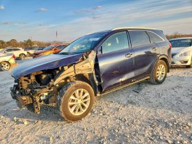 KIA SORENTO LX, 2016 (2015)