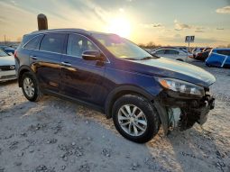 KIA SORENTO LX, 2016 (2015)