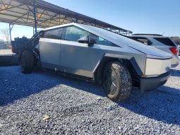 TESLA CYBERTRUCK, 2024