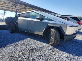 TESLA CYBERTRUCK, 2024