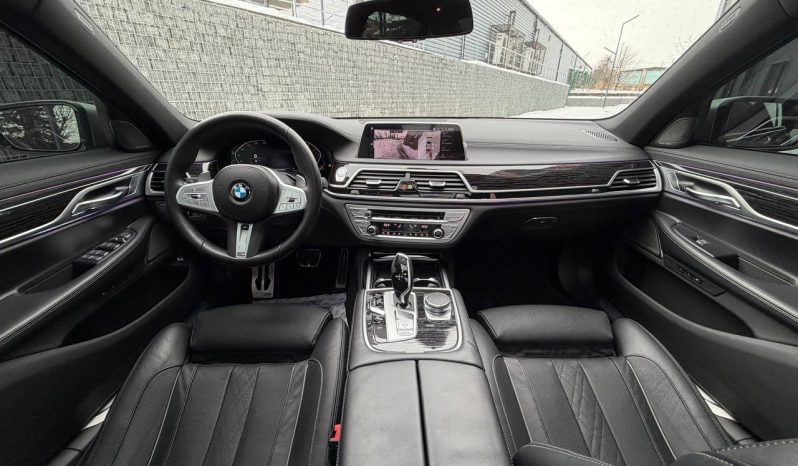 
BMW 7 SERIES 740 XI,2022 full									
