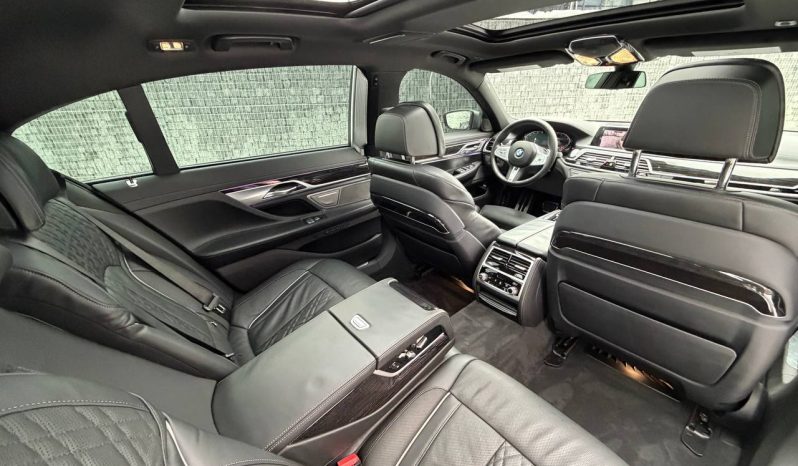 
BMW 7 SERIES 740 XI,2022 full									