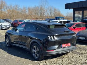 FORD MUSTANG MACH-E SELECT, 2021