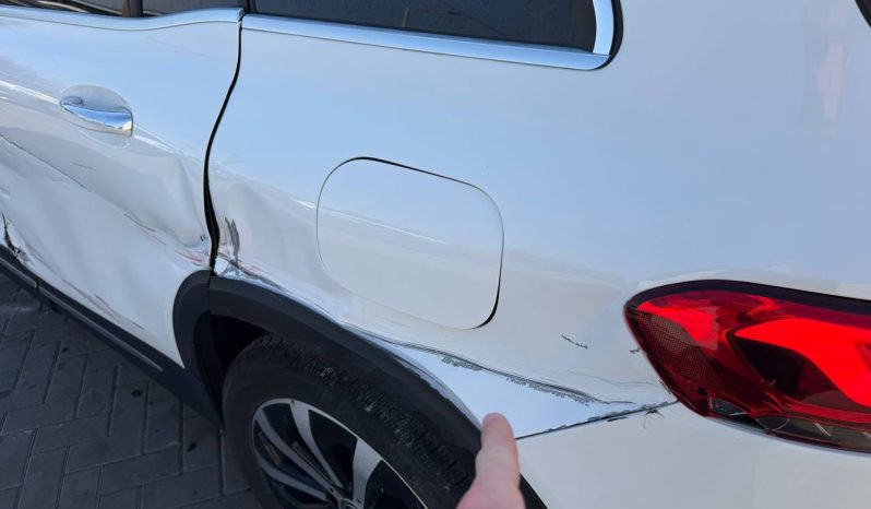 
MERCEDES-BENZ GLB 250 4MATIC, 2020 (2019) full									