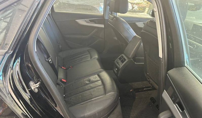 
AUDI A4 PREMIUM, 2017 ( 2016 ) full									