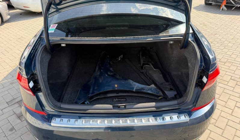 
VW PASSAT SE, 2020 full									