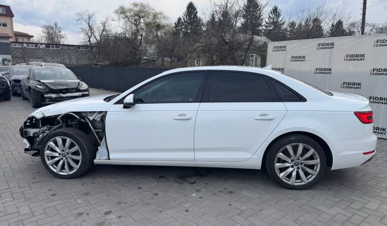 
AUDI A4 ULTRA PREMIUM, 2017 full									