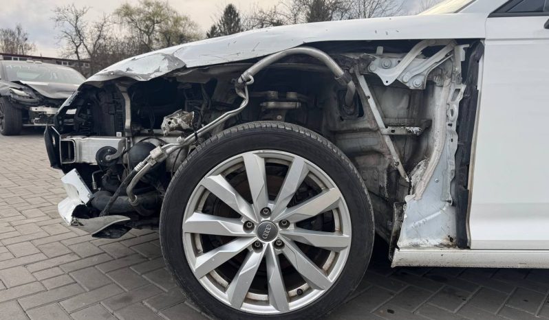 
AUDI A4 ULTRA PREMIUM, 2017 full									