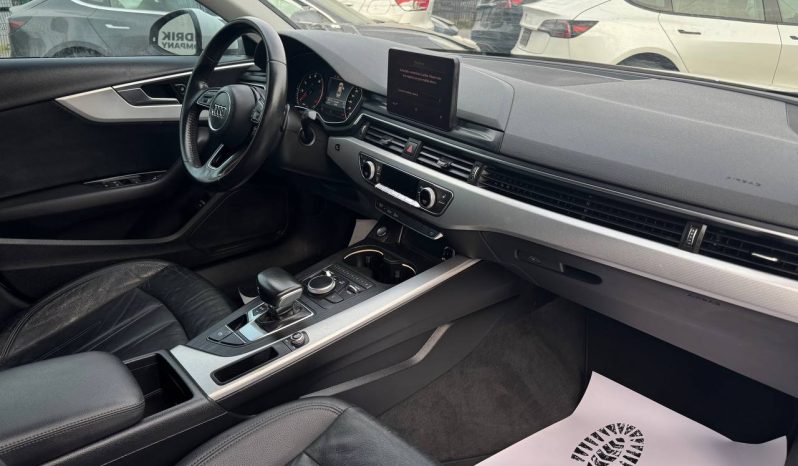 
AUDI A4 ULTRA PREMIUM, 2017 full									