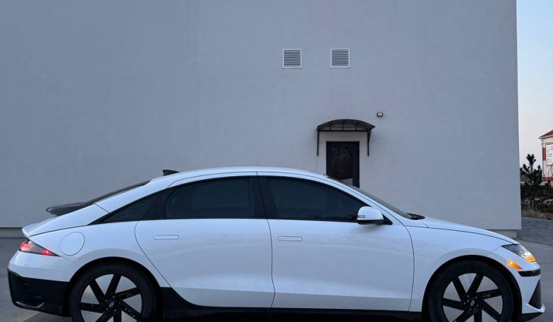 
HYUNDAI IONIQ 6 SE, 2023 full									