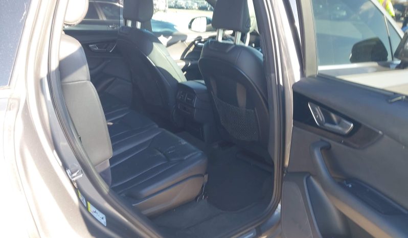 
AUDI Q7 3.0T PREMIUM, 2017 full									