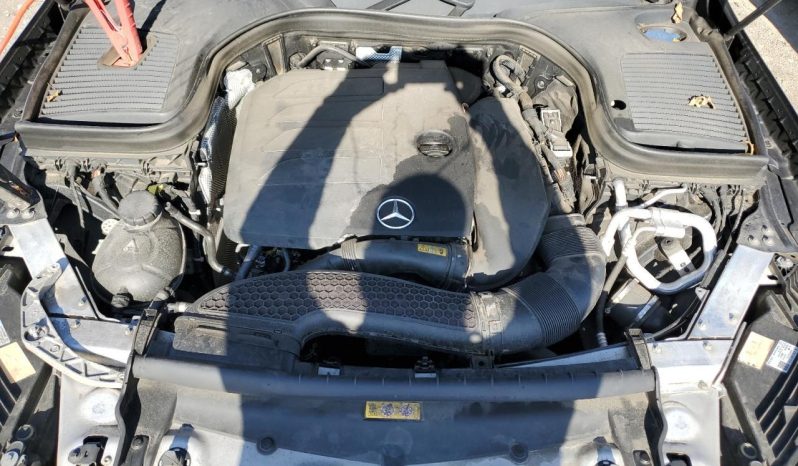 
MERCEDES-BENZ GLC 300 4MATIC, 2020 (2019) full									