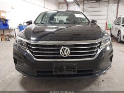 
VOLKSWAGEN PASSAT 2.0T SE, 2021 full									