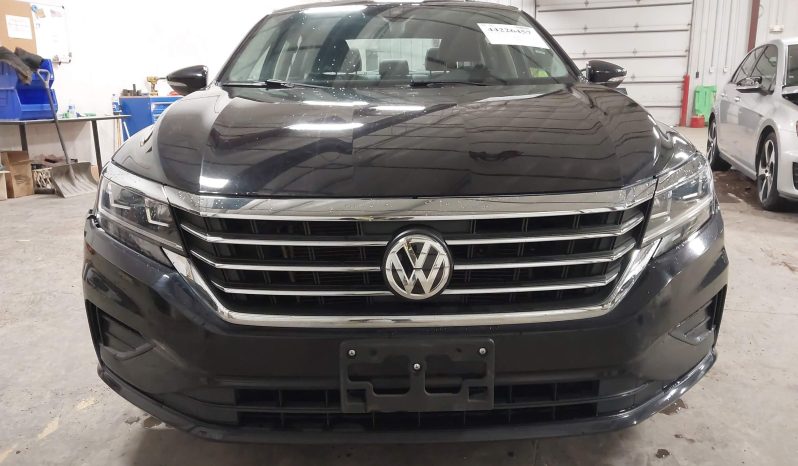 
VOLKSWAGEN PASSAT 2.0T SE, 2021 full									